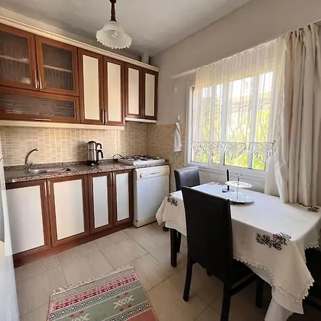 In A Historical House In Carsi Apartamento Alacati