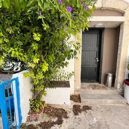 In A Historical House In Carsi Apartment Alacati